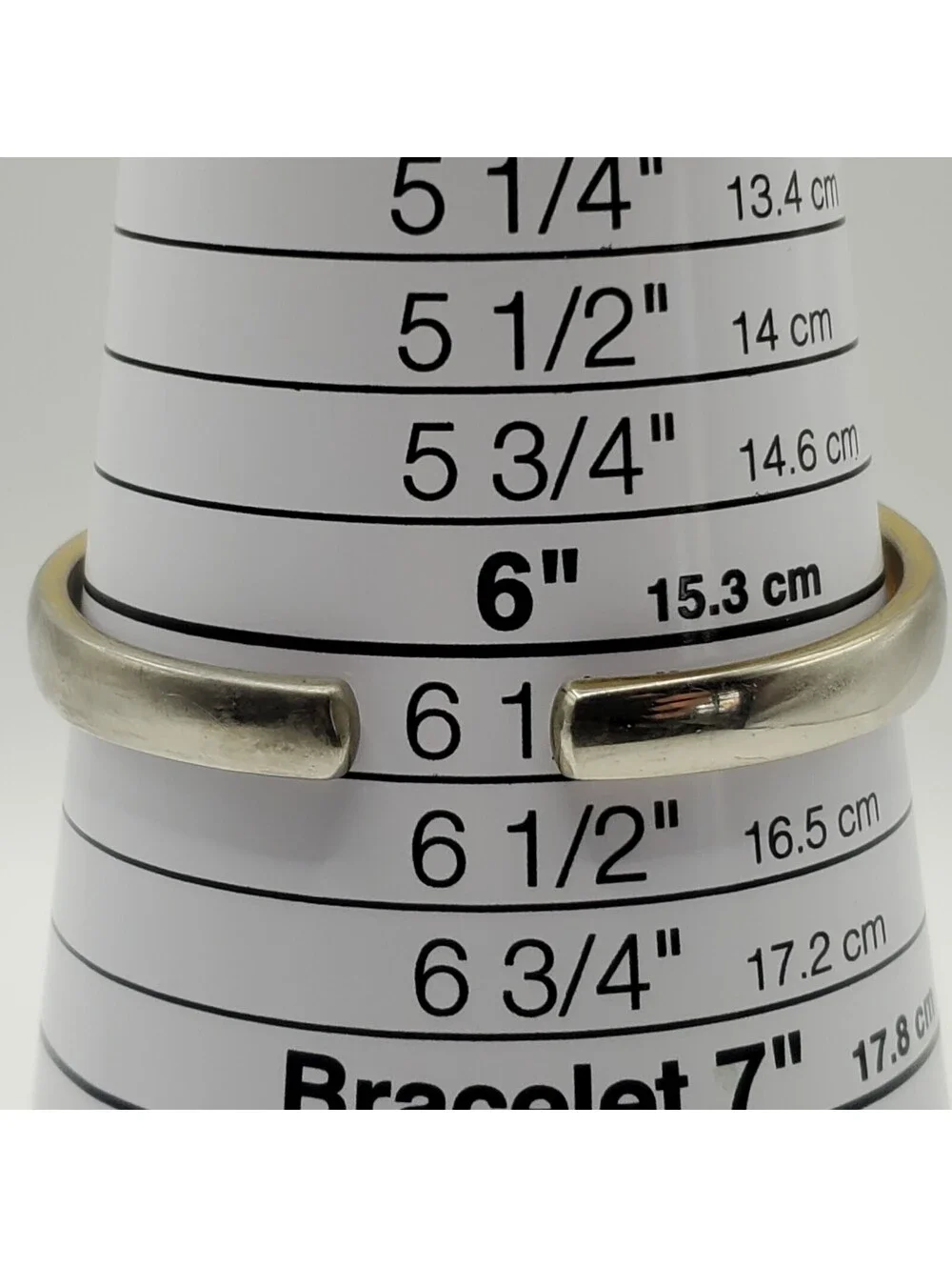 Xanadu Cuff Band Two-Tone Womens Watch  30mm White Round Dial New Battery